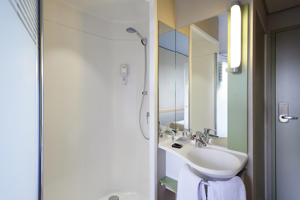 Ibis Budget Basel Pratteln Oda fotoğraf